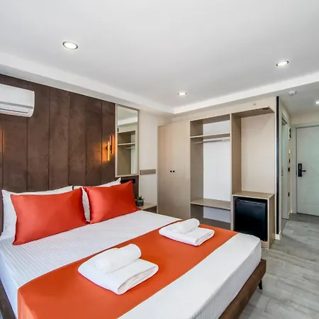 فندق Kral House 3*